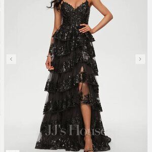 JJs House V-Neck Sweep Train Lace Prom Dresses With Sequins Size 0